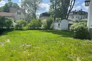 9 Arlington St, Reading, MA 01867 - Photo 8