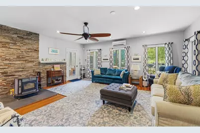 476 Sconticut Neck Rd, Fairhaven, MA 02719 - Photo 2