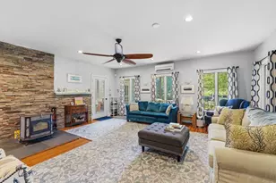 476 Sconticut Neck Rd, Fairhaven, MA 02719 - Photo 2