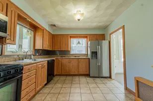 73 Western Promenade, Cranston, RI 02905 - Photo 6