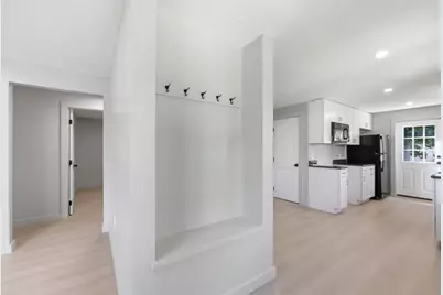 71 Beech St, Palmer, MA 01069 - Photo 4