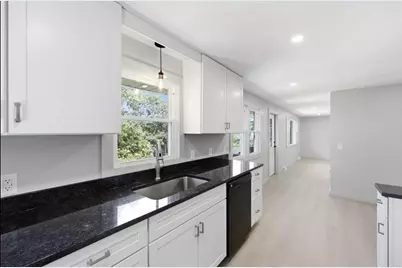 71 Beech St, Palmer, MA 01069 - Photo 12