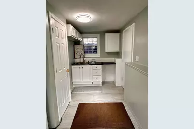 18 Spring Valley Rd #1, Burlington, MA 01803 - Photo 2