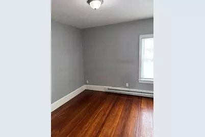 32 Nassau St, Chicopee, MA 01013 - Photo 12