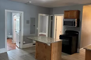 32 Nassau St, Chicopee, MA 01013 - Photo 8