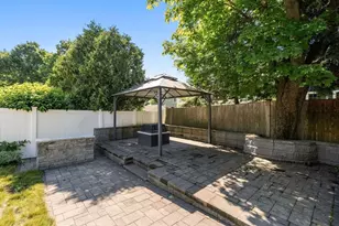 76 Clearwater Dr, Boston, MA 02126 - Photo 32
