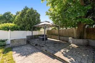 76 Clearwater Dr, Boston, MA 02126 - Photo 34