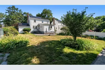 76 Clearwater Drive, Boston, MA 02126 - Photo 32