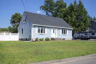 27 Bostwick Lane, Chicopee, MA 01020 - Photo 2