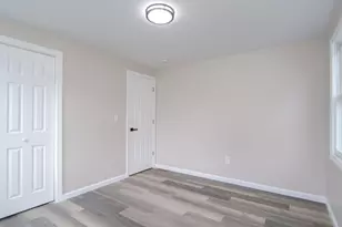 27 Bostwick Ln, Chicopee, MA 01020 - Photo 24