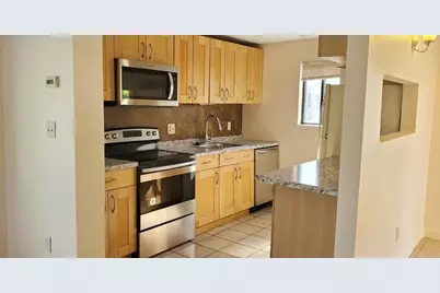 36 Village Hill Ln #36, Natick, MA 01760 - Photo 4