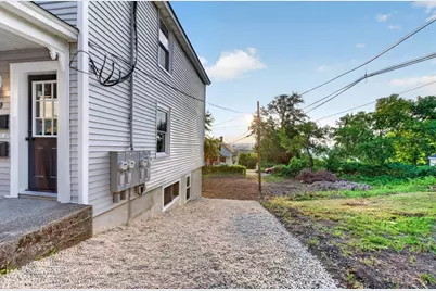 69 Orient St, Worcester, MA 01604 - Photo 2