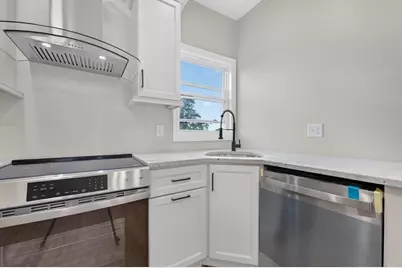 69 Orient St, Worcester, MA 01604 - Photo 18