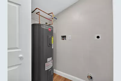 69 Orient St, Worcester, MA 01604 - Photo 8