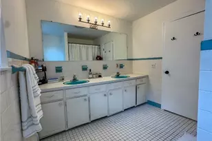442 Eastview Ave, Somerset, MA 02726 - Photo 30