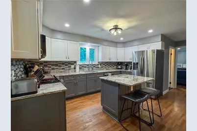 442 Eastview Ave, Somerset, MA 02726 - Photo 12