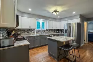 442 Eastview Ave, Somerset, MA 02726 - Photo 12