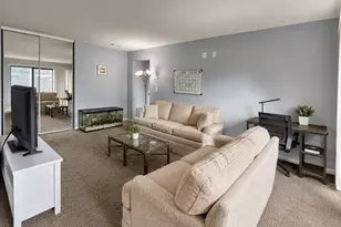 30 Shrewsbury Green, Shrewsbury, MA 01545 - Photo 2