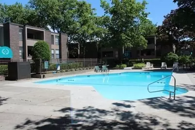 30 Shrewsbury Green #J, Shrewsbury, MA 01545 - Photo 1