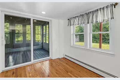 66 Middle Rd, Acushnet, MA 02743 - Photo 10