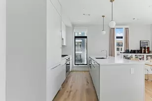 191 Washington St, Boston, MA 02135 - Photo 16