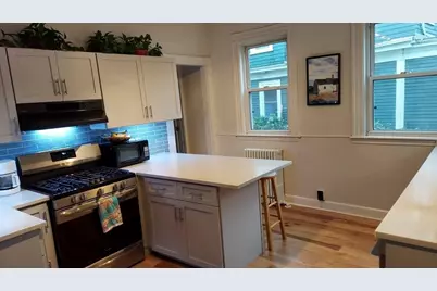 4 Falkland St #1, Boston, MA 02135 - Photo 2