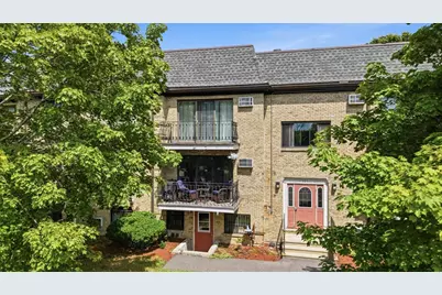 303 Pawtucket Blvd #14, Lowell, MA 01854 - Photo 2
