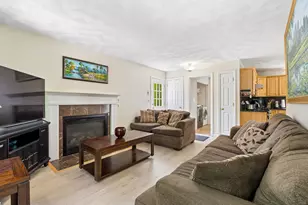 9 Perron Way, Lowell, MA 01854 - Photo 8