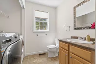 9 Perron Way, Lowell, MA 01854 - Photo 10