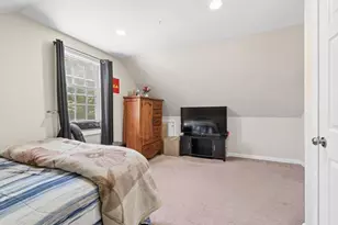 9 Perron Way, Lowell, MA 01854 - Photo 24