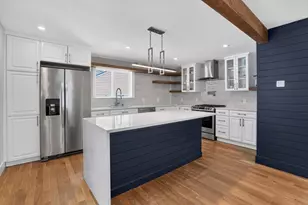 3 Crane St, Danvers, MA 01923 - Photo 2