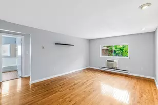 7 Glen Ave, Chelmsford, MA 01824 - Photo 2
