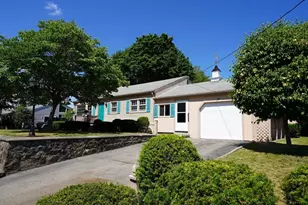 15 Phillips St, North Attleboro, MA 02760 - Photo 2