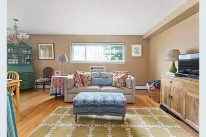 425 S Huntington Ave #2, Boston, MA 02130 - Photo 2