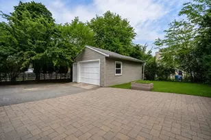 100 Floral St, Newton, MA 02461 - Photo 14