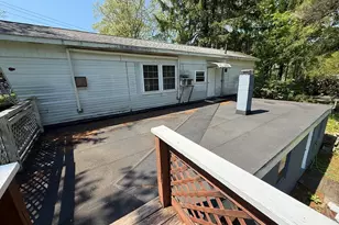 23 Crescent St, Ware, MA 01082 - Photo 6