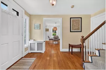 11 Ship St, Hingham, MA 02043 - Photo 4