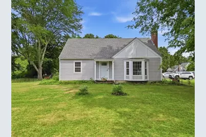 35 Anawan St, Rehoboth, MA 02769 - Photo 2