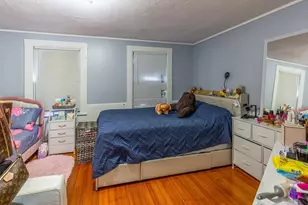 36 Oak St, Plymouth, MA 02360 - Photo 8