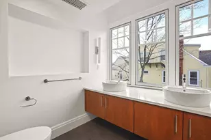 165 Winthrop Rd, Brookline, MA 02445 - Photo 26