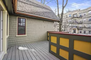 165 Winthrop Rd, Brookline, MA 02445 - Photo 14