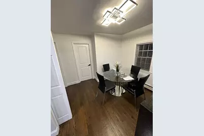 11 Barton St, Salem, MA 01970 - Photo 8