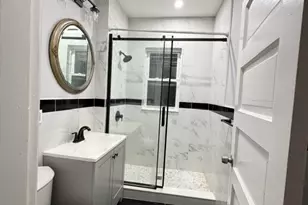 36 Mt Ida Rd, Boston, MA 02122 - Photo 4