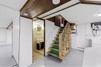 52 Felix St, Chicopee, MA 01020 - Photo 20