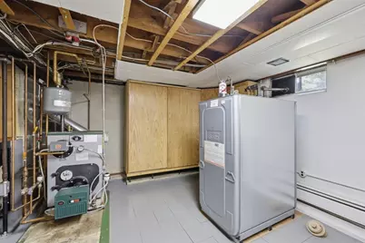 52 Felix St, Chicopee, MA 01020 - Photo 26