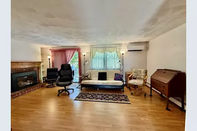25 Bay State Rd #B, North Andover, MA 01845 - Photo 2