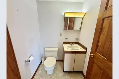 25 Bay State Rd #B, North Andover, MA 01845 - Photo 10