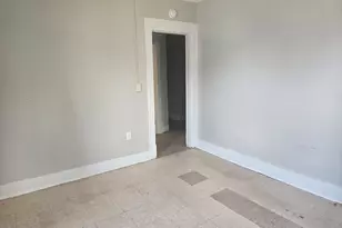529 Union St, Springfield, MA 01109 - Photo 2
