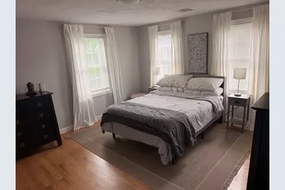 33 Ledgewood Cir, Attleboro, MA 02703 - Photo 14