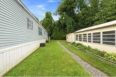 556 Central #106, Leominster, MA 01453 - Photo 34